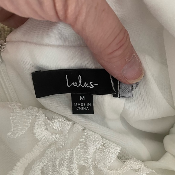 Elegant Jumper. Nice chiffon shawl. NWT - Picture 3 of 3